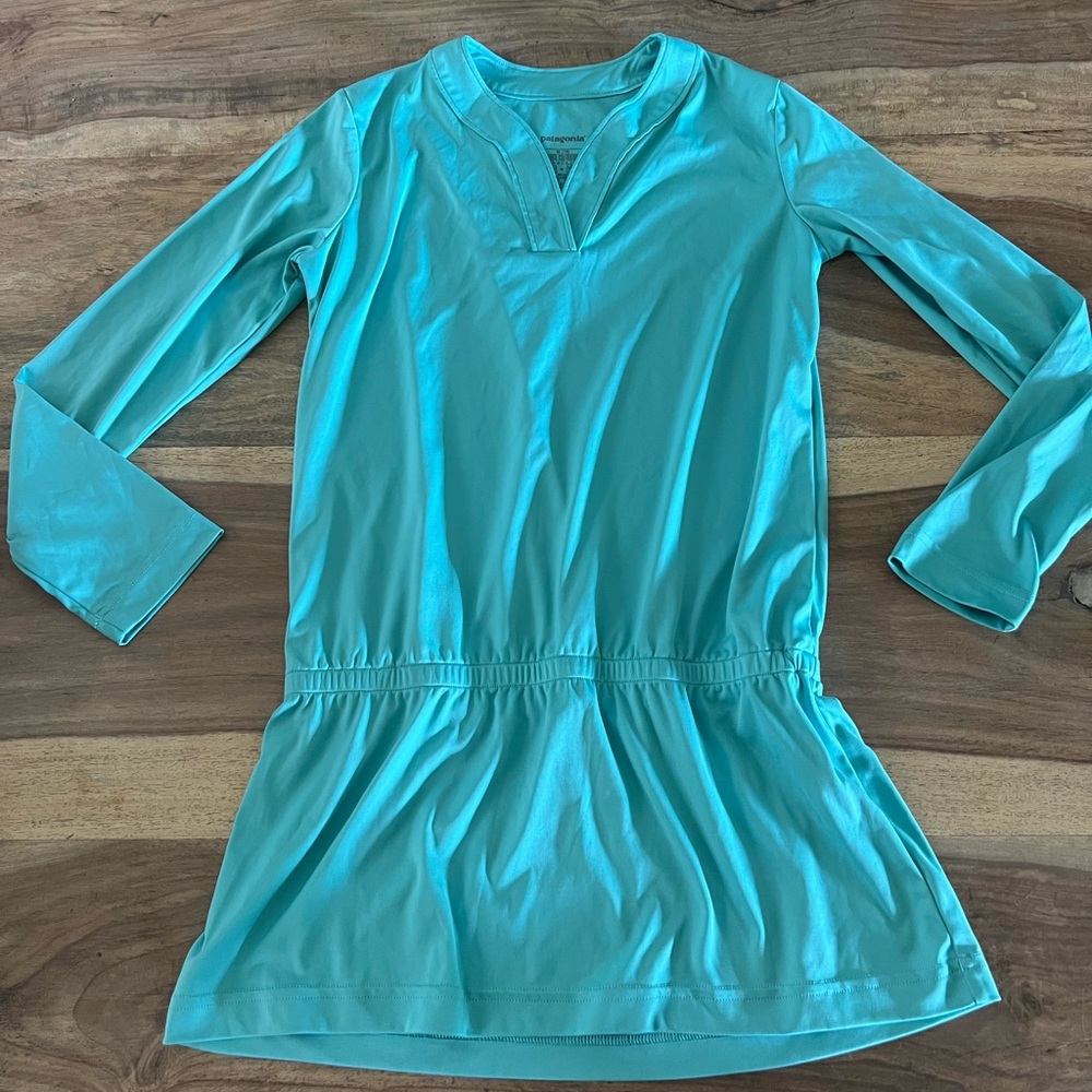 Patagonia Turquoise beach pool cover up size M 10 EUC